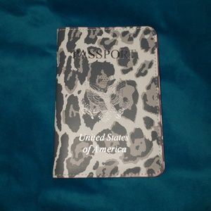 Baekgaard Leopard Print Passport Cover